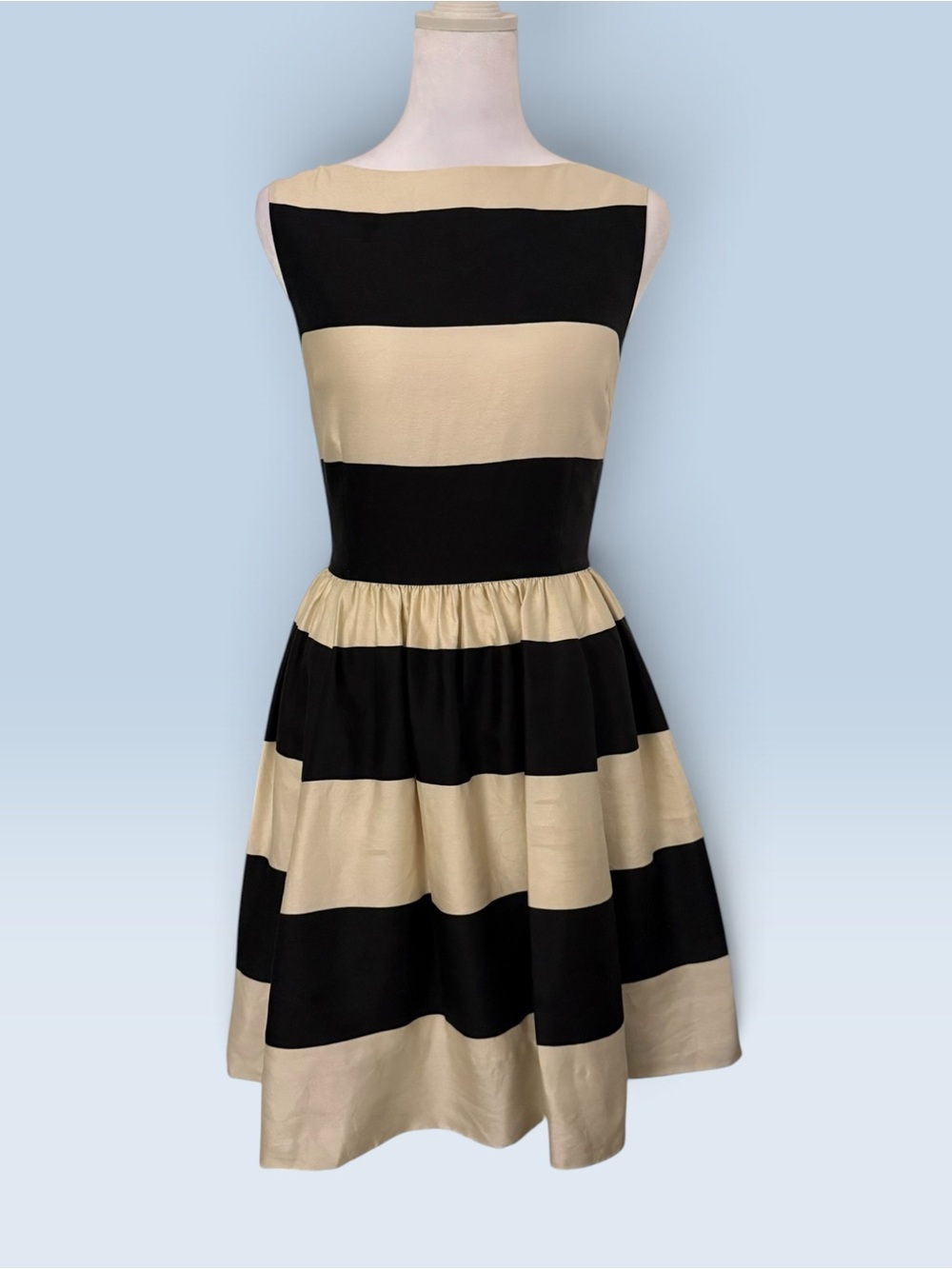 kate spade Iconic Carolyn Silk Black and Cream Striped Dress w/pockets. NWT SZ 6